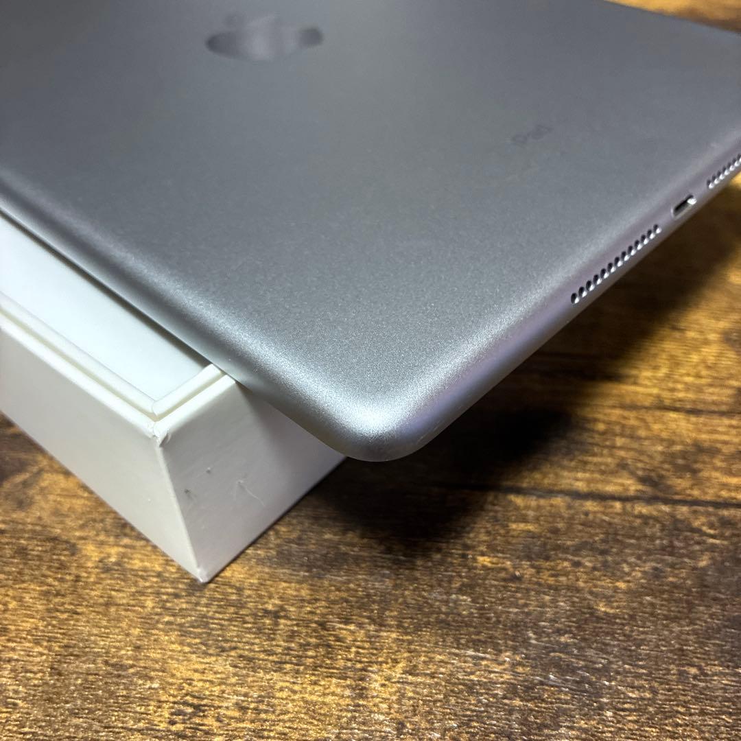 シ*ン様 iPad 第5世代 Wi-Fiモデル 32GB スペースグレー 動画視