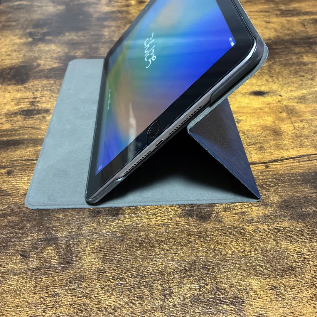 シ*ン様 iPad 第5世代 Wi-Fiモデル 32GB スペースグレー 動画視