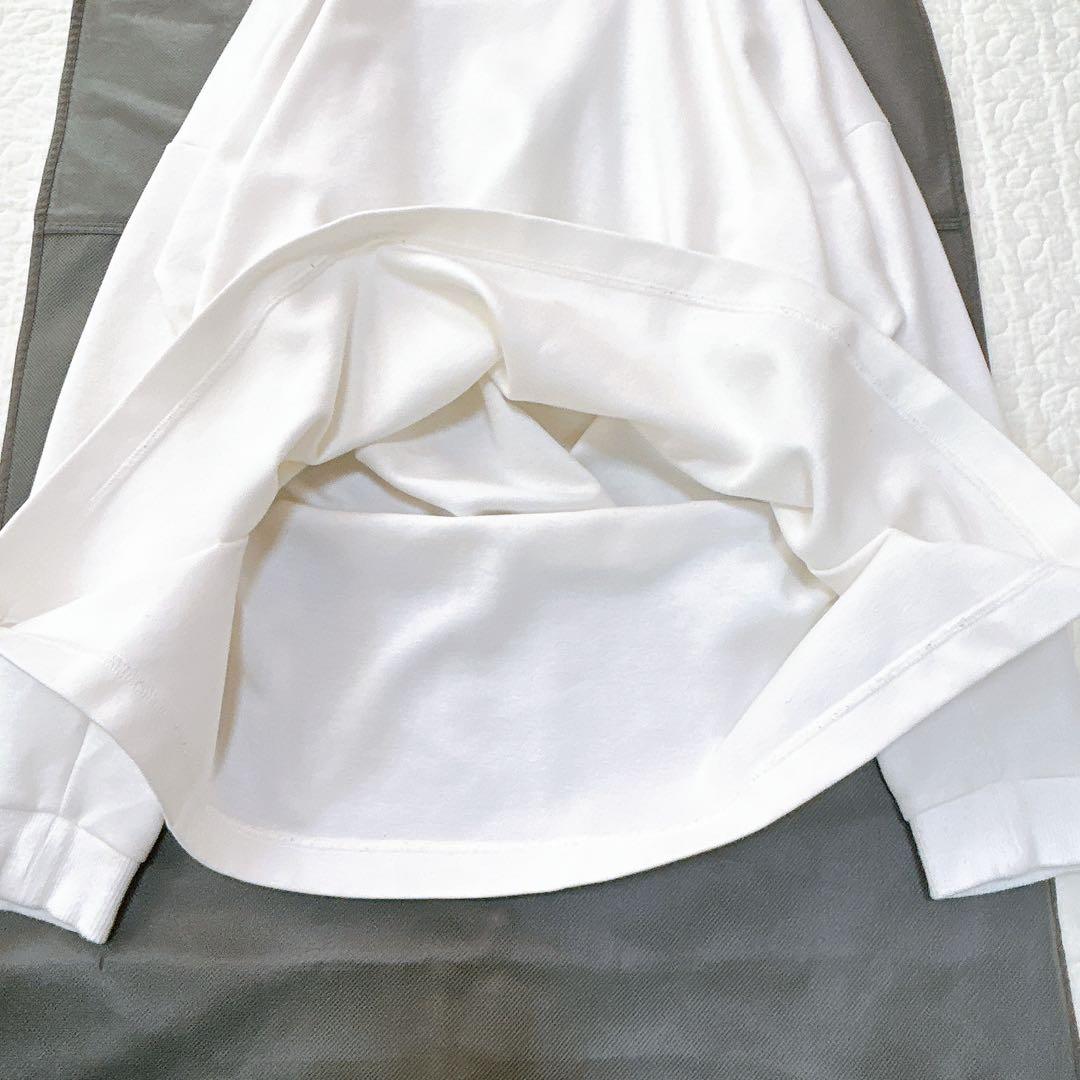 プランシー ビアンカ 刺繍 パッチ クルーネック スウェット トレーナー 白