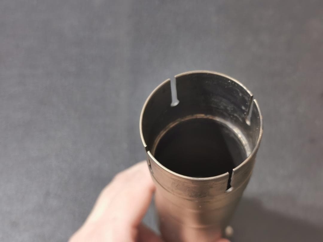 ほぼ新品 AKRAPOVIC アクラポビッチスリップオンYZF-R6(06~