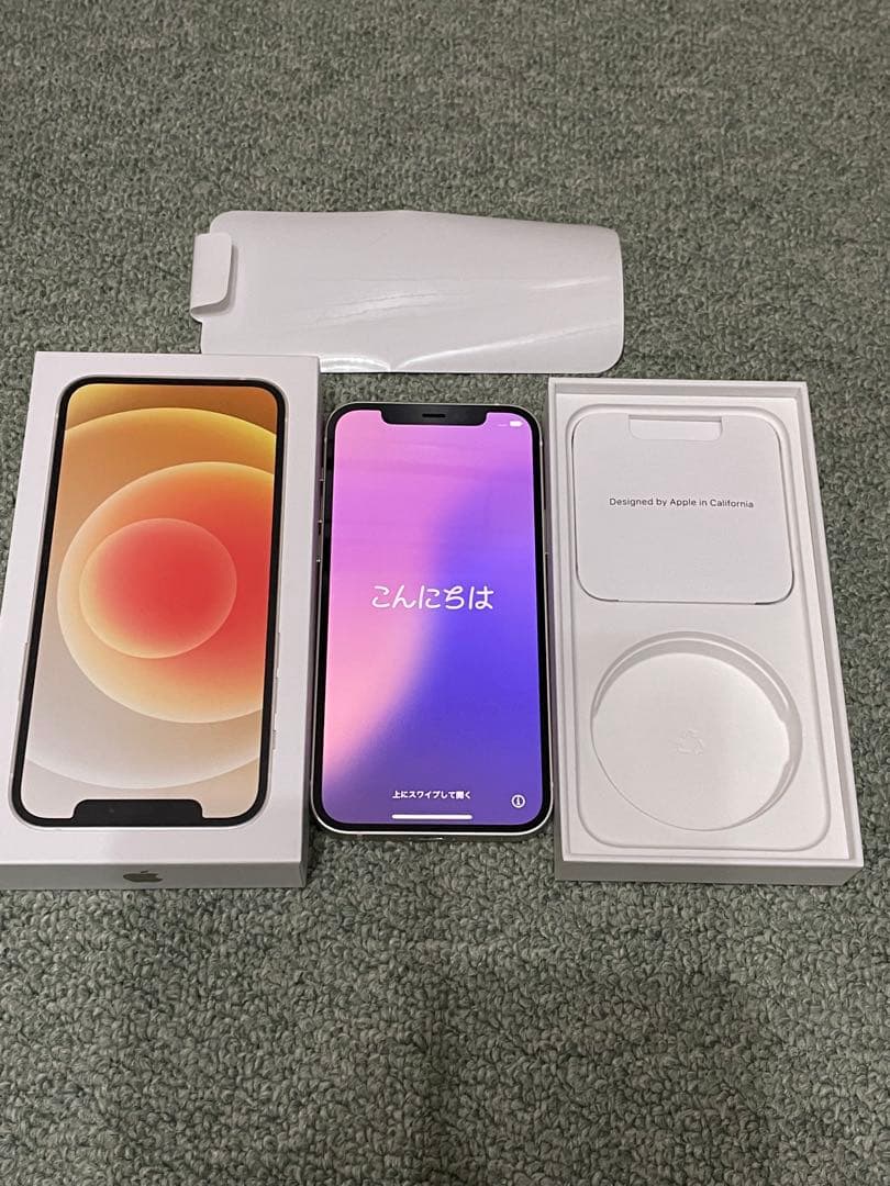 Apple iPhone 12 64GB ホワイト 本体　ガラスコーティング済