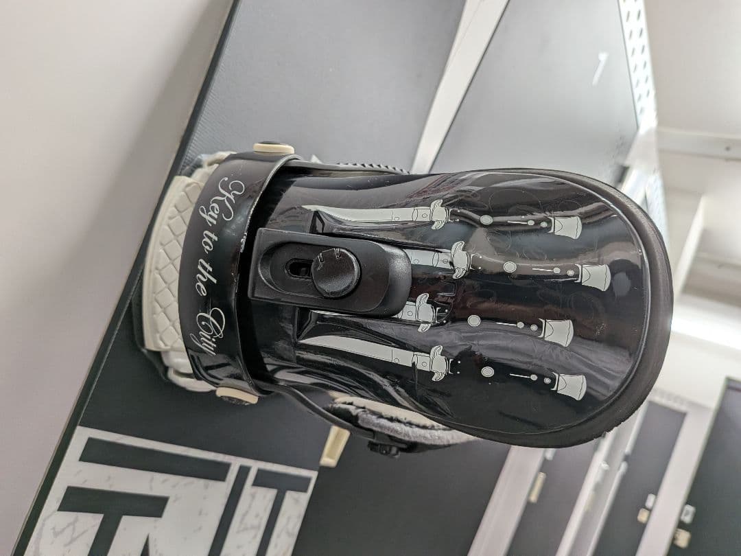 FNTC TNTR 139cm 23-24 グラトリ専用 FLAXビンディング付