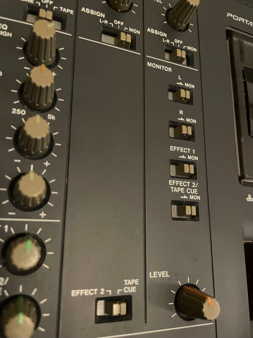 TASCAM 424 MKIII マルチトラックレコーダー