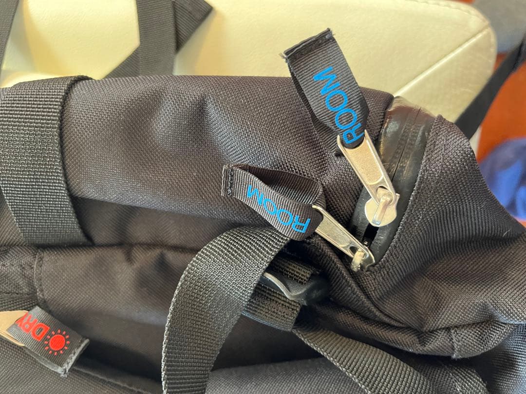 インハビタントバックパック