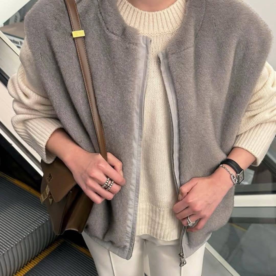 P*o様 新品YONFA ヨンファ HAPPYBAG限定商品ファーベスト