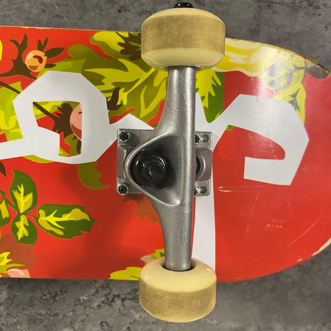 チョコレート インディペンデント スケートボード コンプリート 8.25インチ