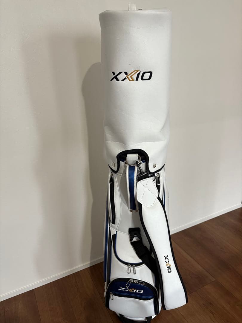 XXIO キャディバッグ ホワイト