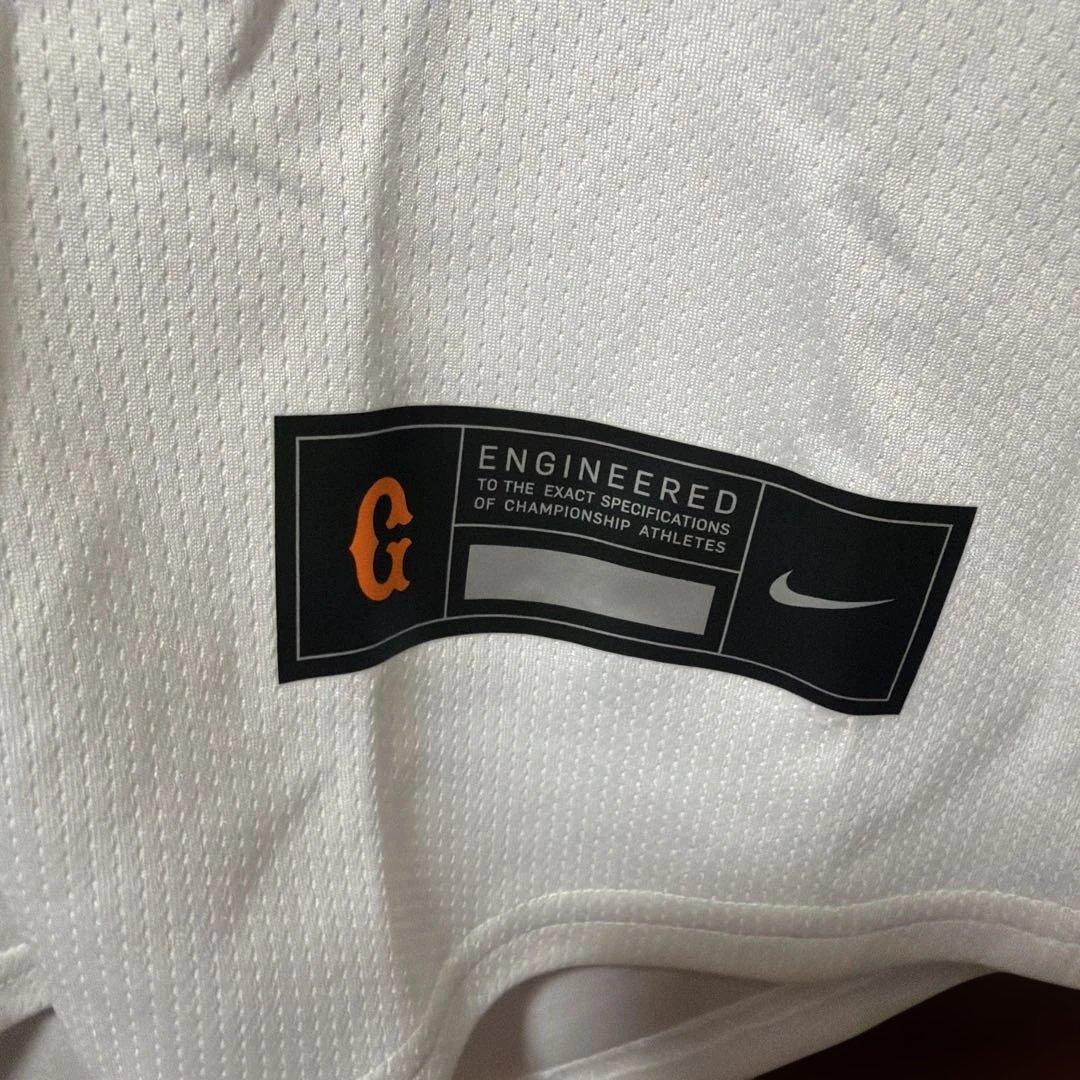 読売ジャイアンツ　岡本和真　ユニフォーム