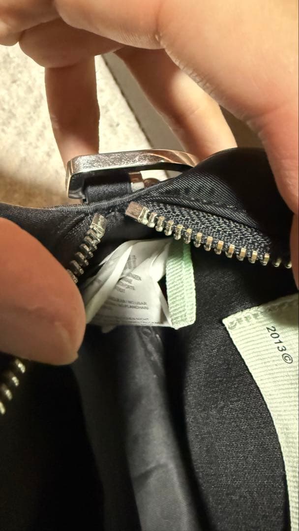 off-white ロゴテープナイロンショルダーバッグ ポーチ