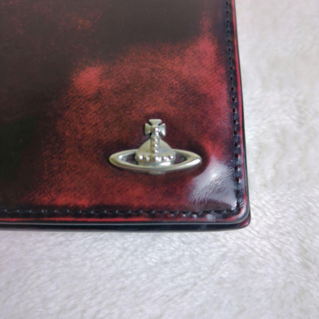 ヴィヴィアンウエストウッド　マネークリップ付き　二つ折り財布