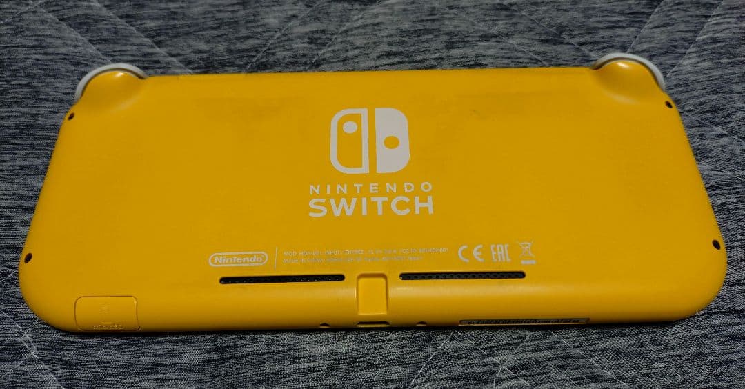 ☆箱付完品☆任天堂 Nintendo Switch Lite スイッチ イエロー