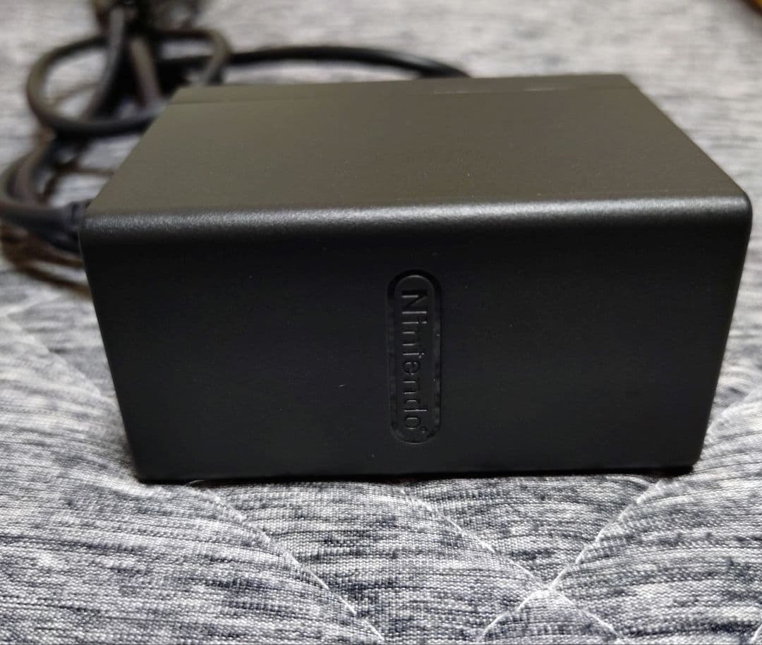 ☆箱付完品☆任天堂 Nintendo Switch Lite スイッチ イエロー