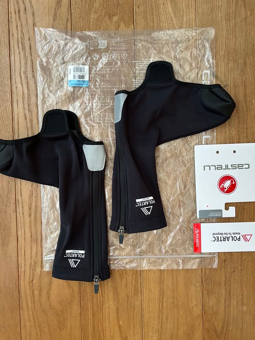 【新品】Castelli ブラック シューズカバーPolartec® Mサイズ