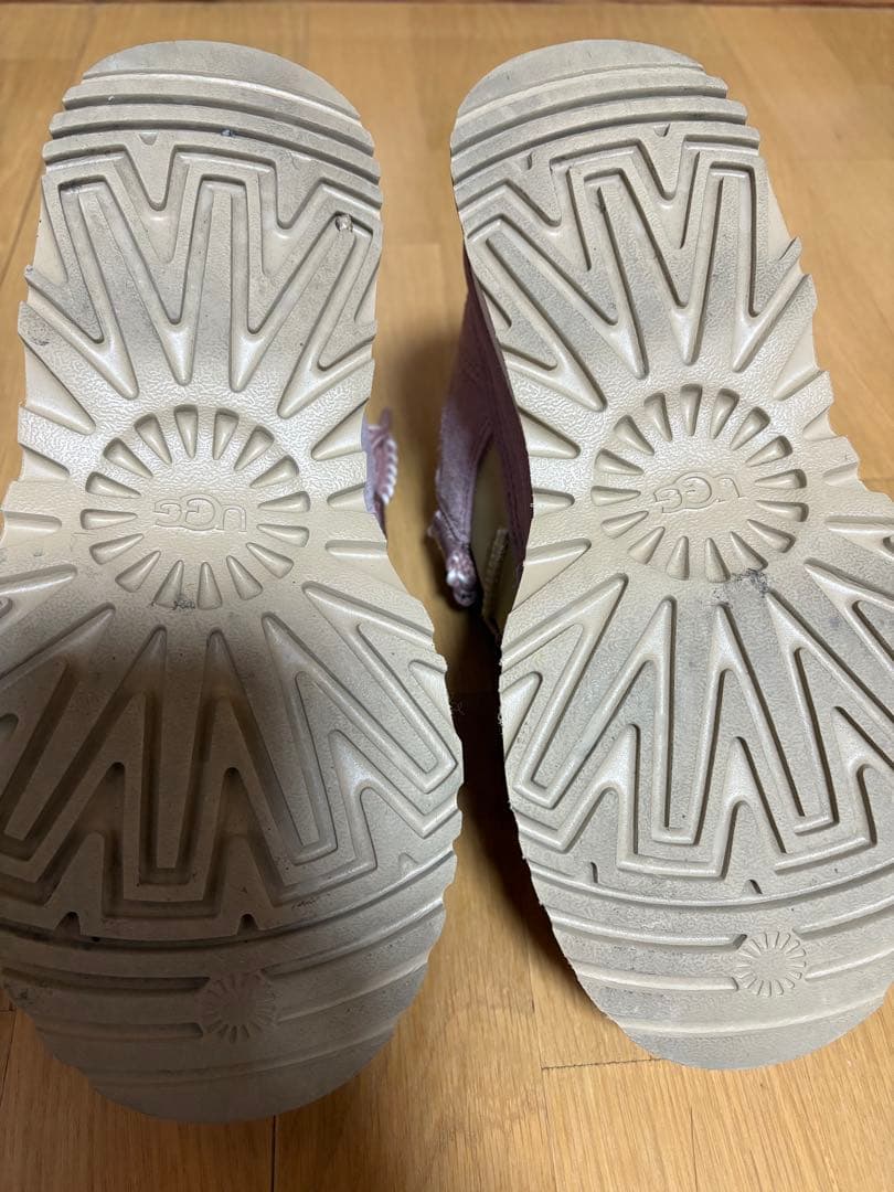 UGG W ASTROMEL 厚底スニーカー