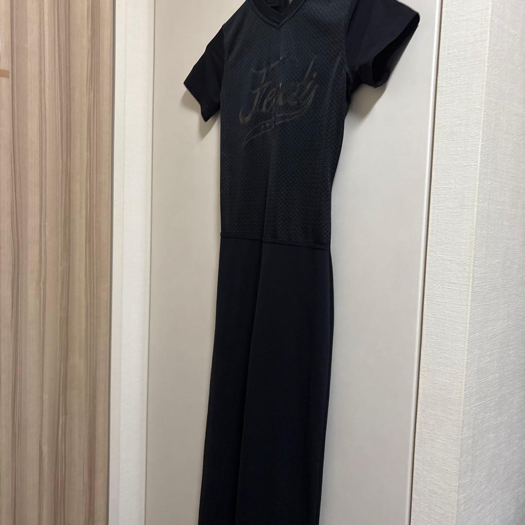 FENDI ワンピース　レディース　ハイブラ　海外ブランド