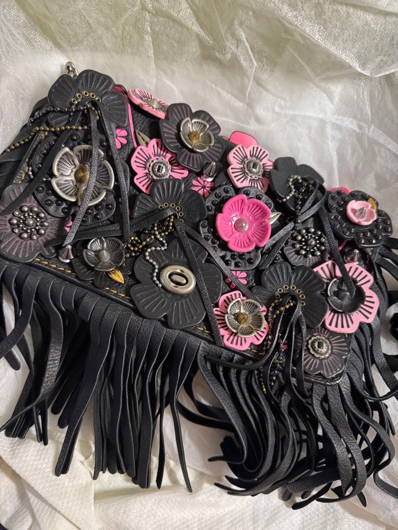 COACH ティーローズ フリンジ ディンキー ショルダーバッグ