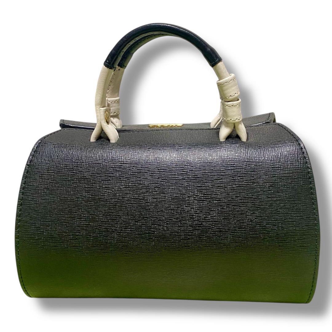 FURLA 　ヴィーナス 2way ミニボストンバッグレザー　黒白　バイカラー