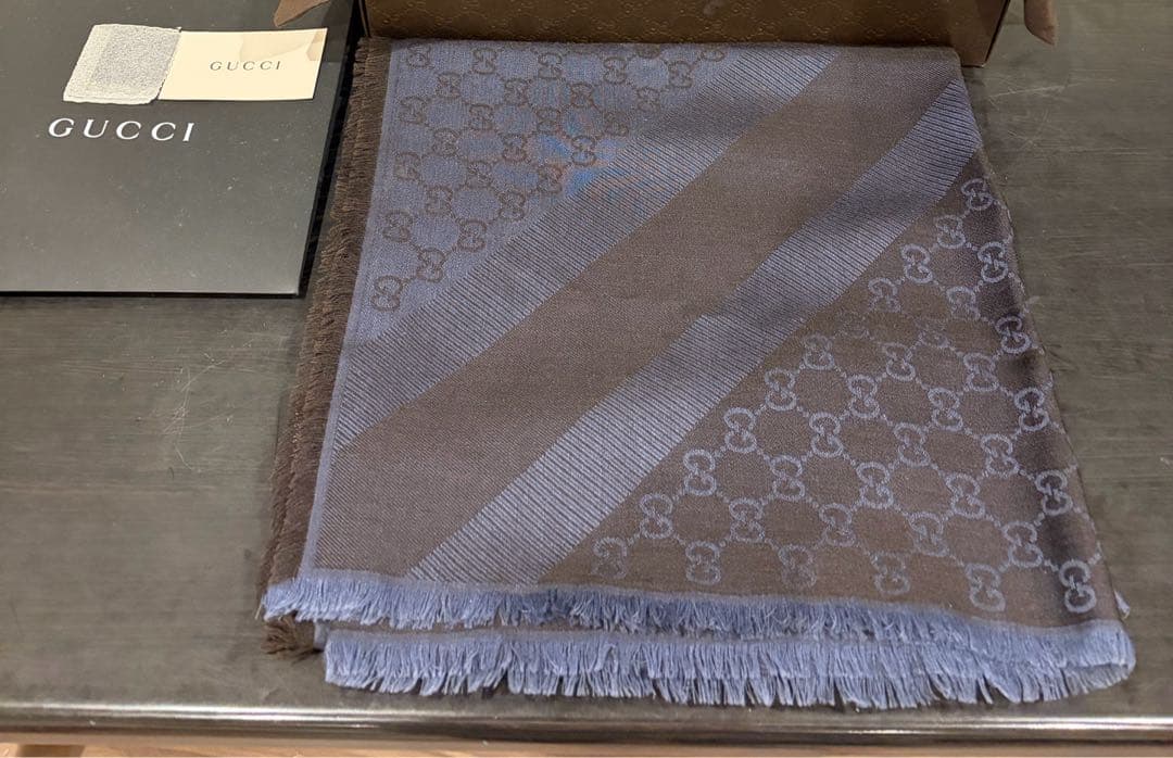 GUCCI GGパターン マフラー ストールダークブルー/ブラック