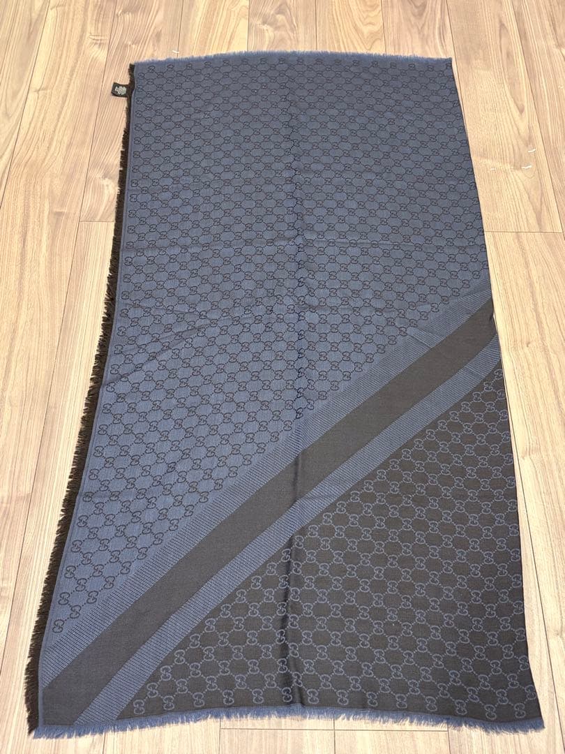 GUCCI GGパターン マフラー ストールダークブルー/ブラック