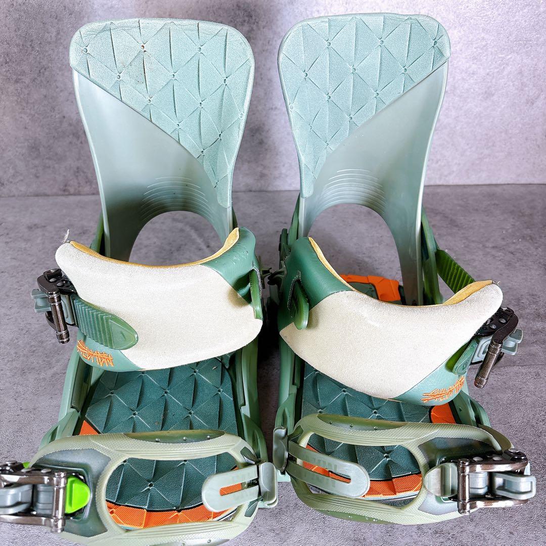 サロモン ディストリクトLサイズ　スノーボード　バインディング ビンディング