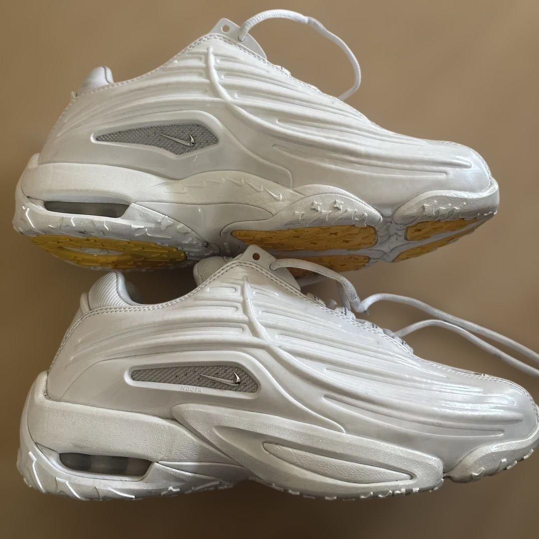 NIKE ドレイクノクタ　NIKEホットステップ2ホワイト24．5