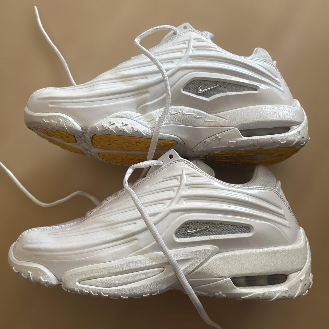 NIKE ドレイクノクタ　NIKEホットステップ2ホワイト24．5