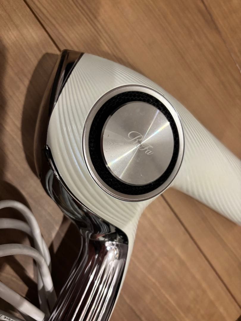 値下げ依頼対応しました。ReFa BEAUTECH DRYER PRO