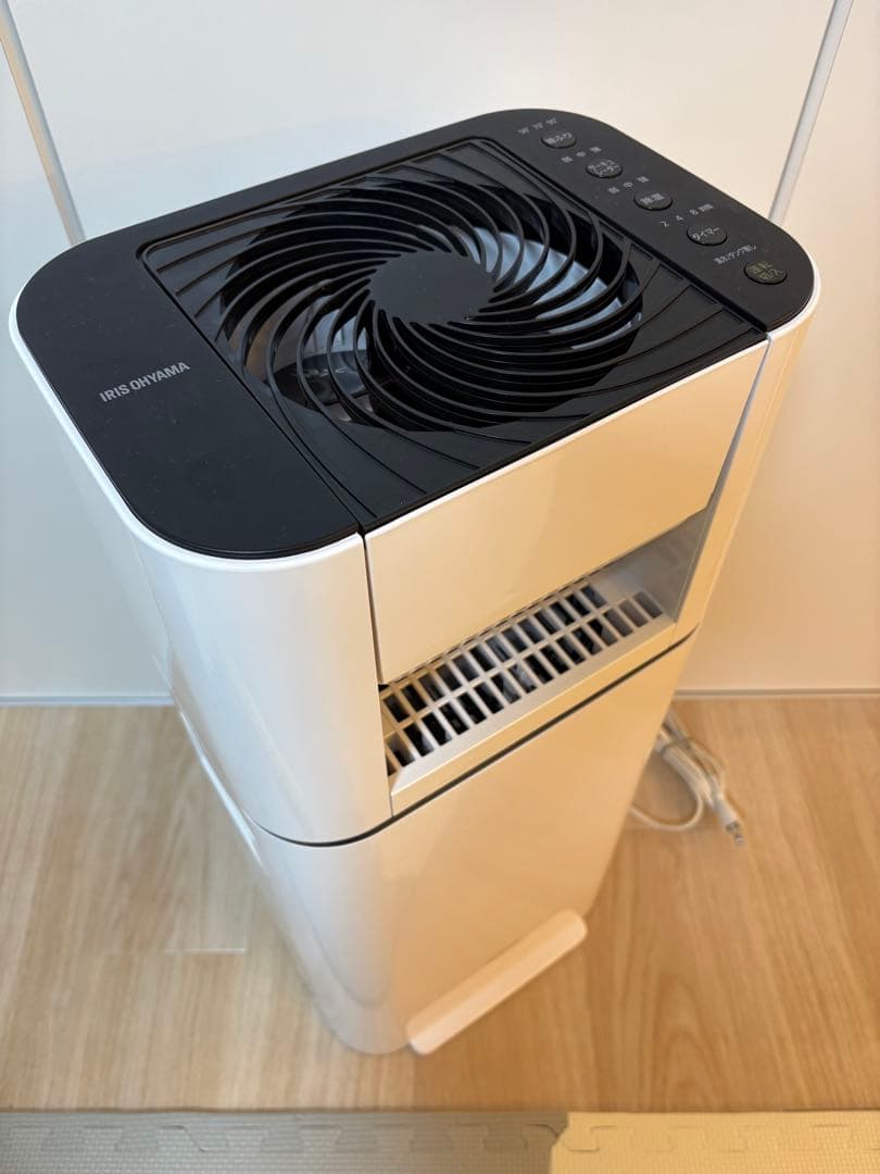 アイリスオーヤマ IJD-I50-W 衣類乾燥除湿機 2020年製 動作確認済み