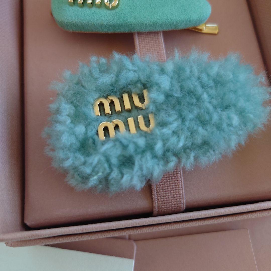 ミュウミュウ　新品正規品　レザー☓スエード☓シアリング　ヘアークリップセット