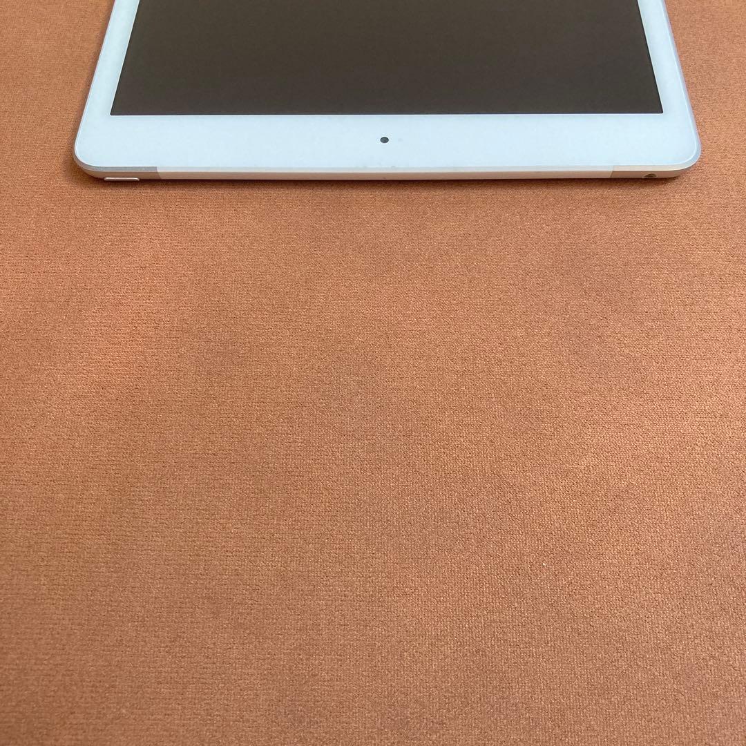 535【早い者勝ち】電池良好☆iPad8 第8世代 32GB SIMフリー☆
