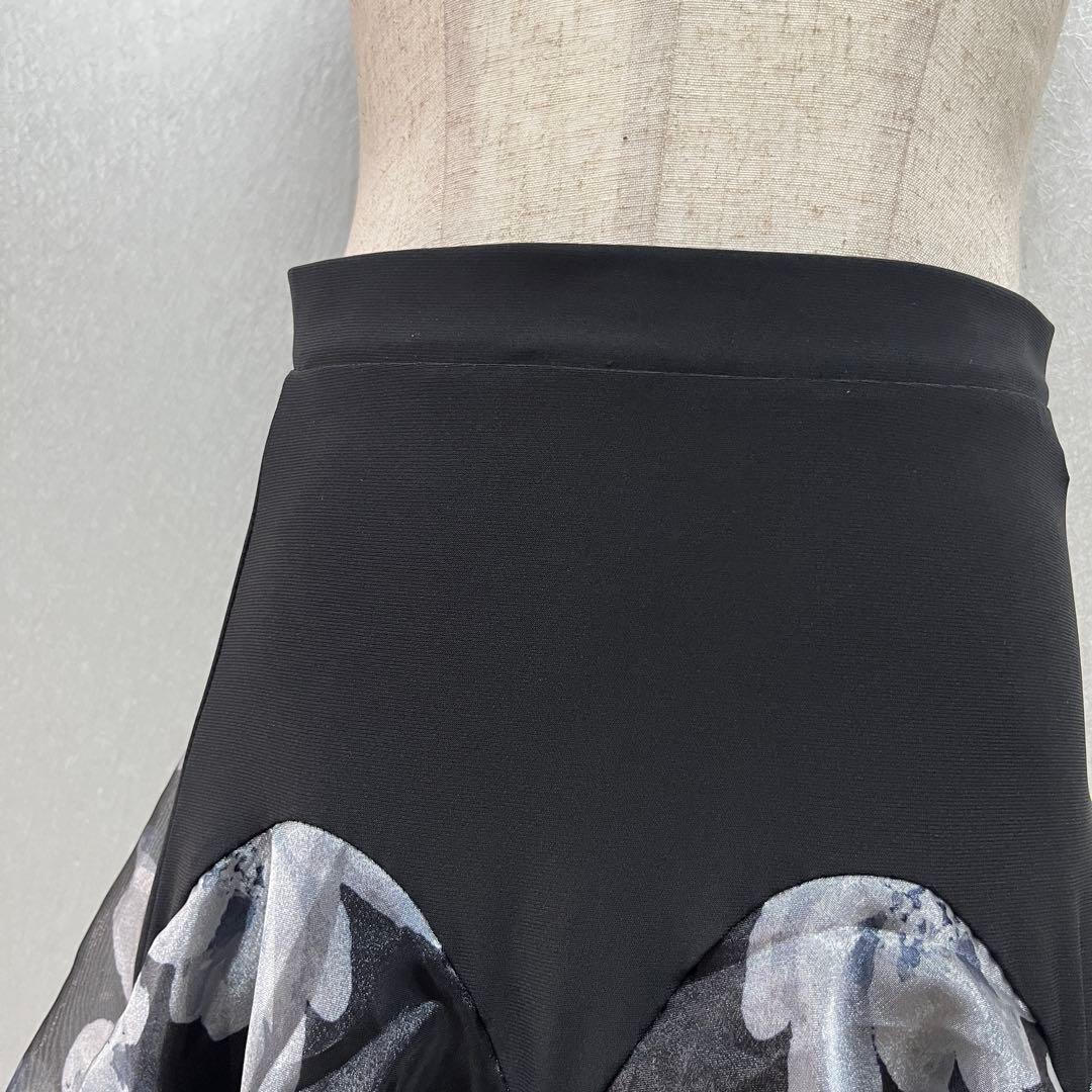 新品 社交ダンス スカート コサージュ付きモノトーン花柄プリント