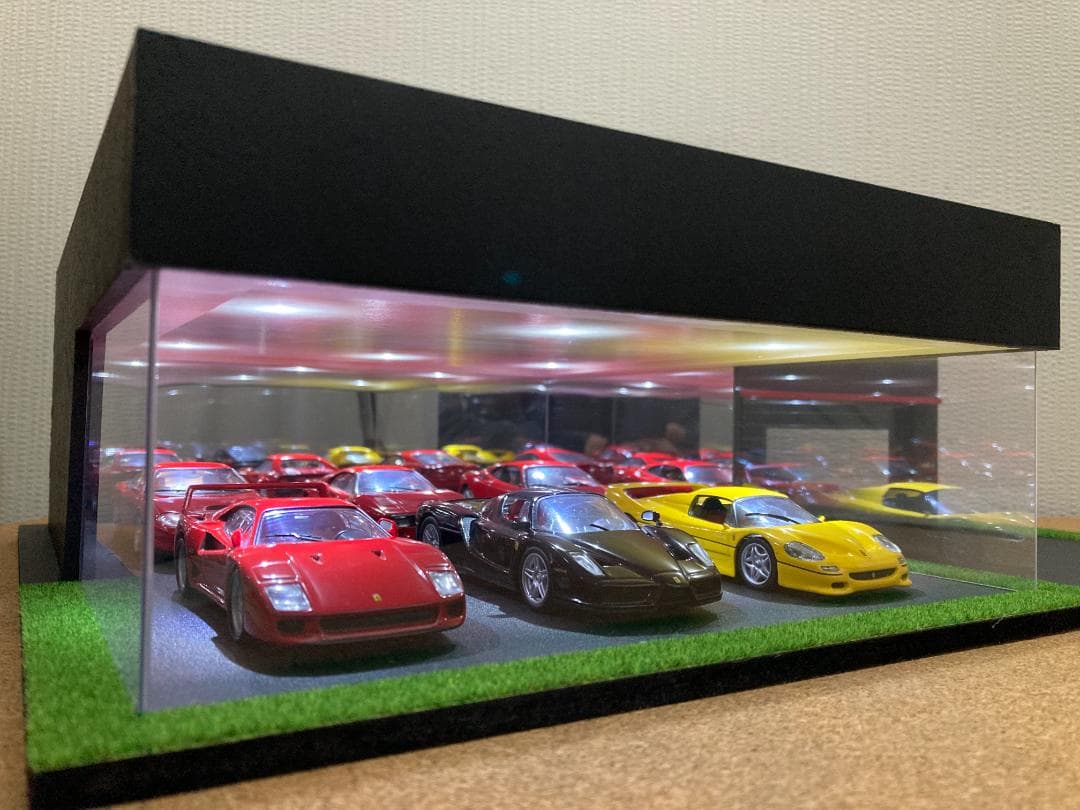 ミニカー用ジオラマ：1/43 ショールーム＆ガレージⅠ／希少モデル！