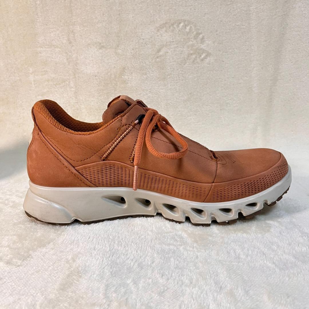 新品24.5 レザーGore-Tex ECCO multi vent women