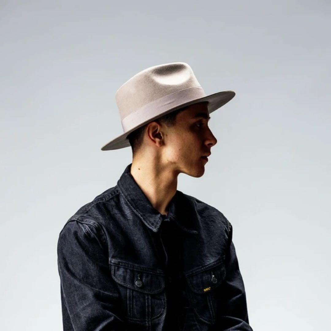 帽子 MIDDLE BRIM FLAT HAT