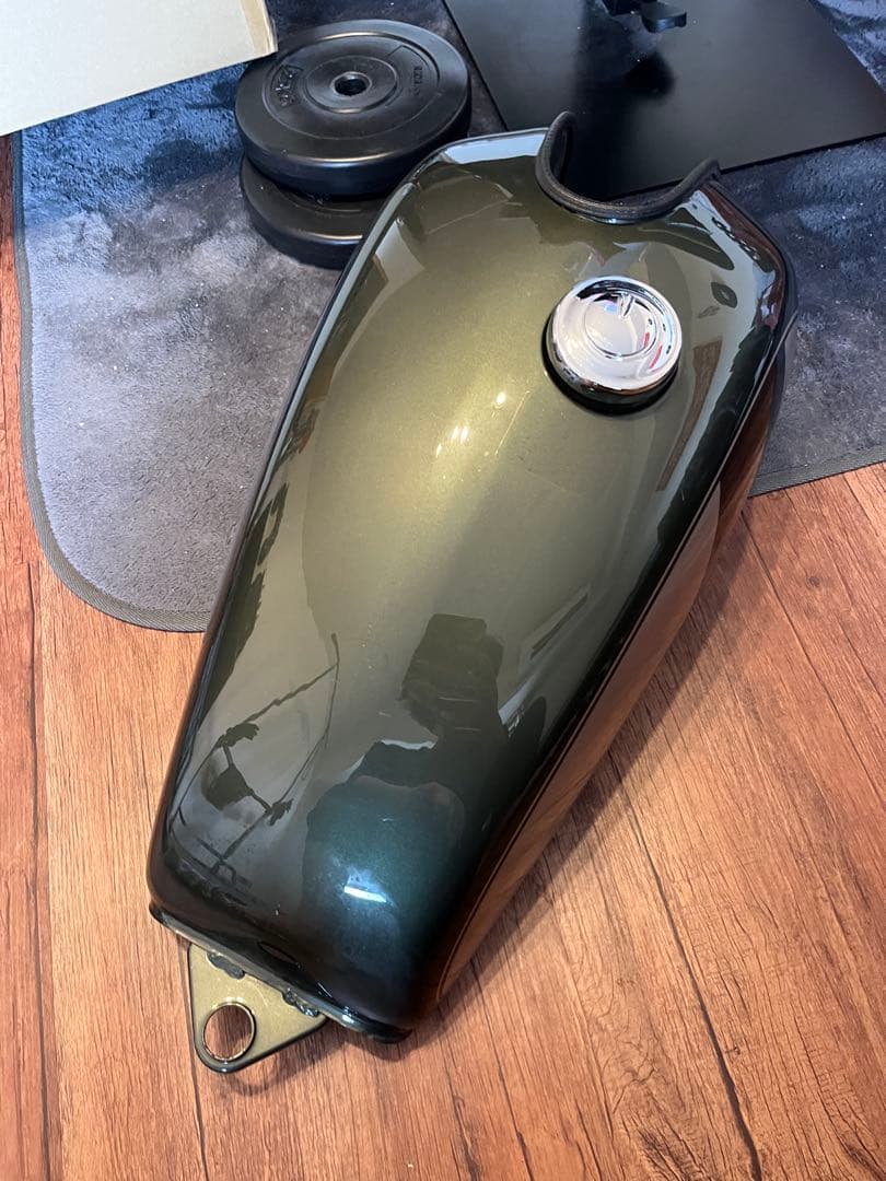 sr400 タンク　fi