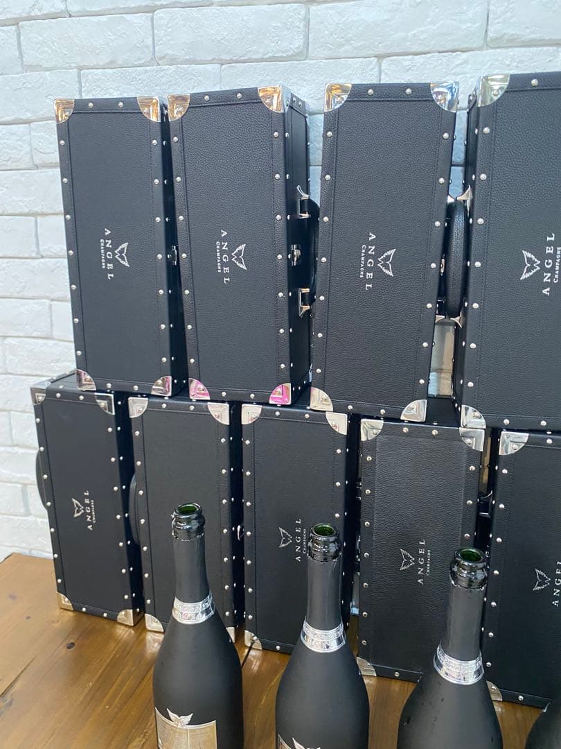 ⭐️【全国送料無料】エンジェル　シャンパン　空瓶5本　空箱13箱　セット　ブラック