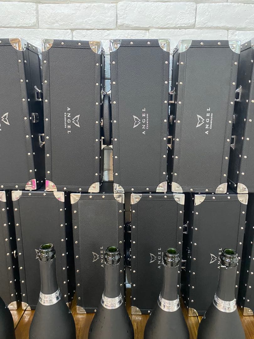 ⭐️【全国送料無料】エンジェル　シャンパン　空瓶5本　空箱13箱　セット　ブラック