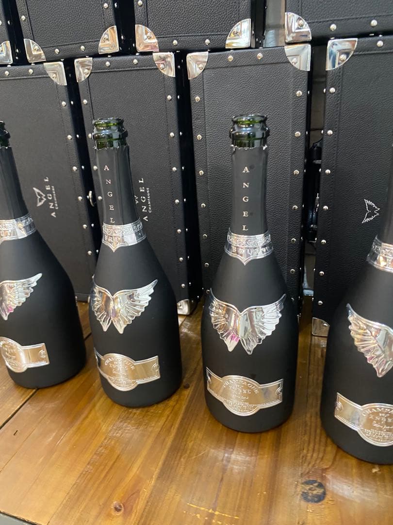⭐️【全国送料無料】エンジェル　シャンパン　空瓶5本　空箱13箱　セット　ブラック