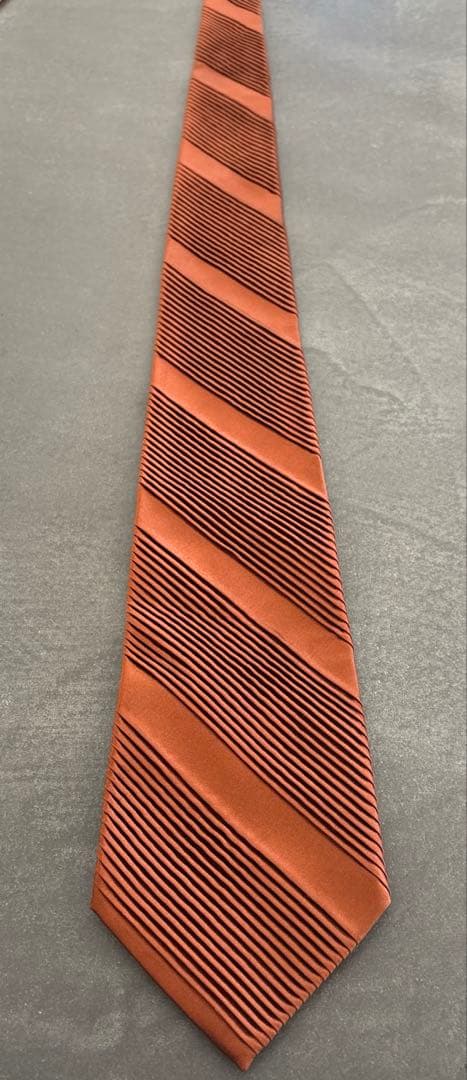 【未使用品級】ステファノリッチ ソリッドタイ プリーツ加工 オレンジ ネクタイ