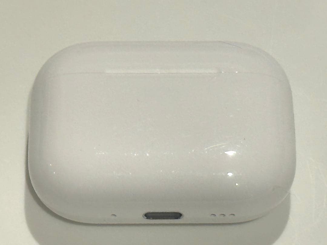 AirPods Pro 第3世代　2026年1月購入　カバー付