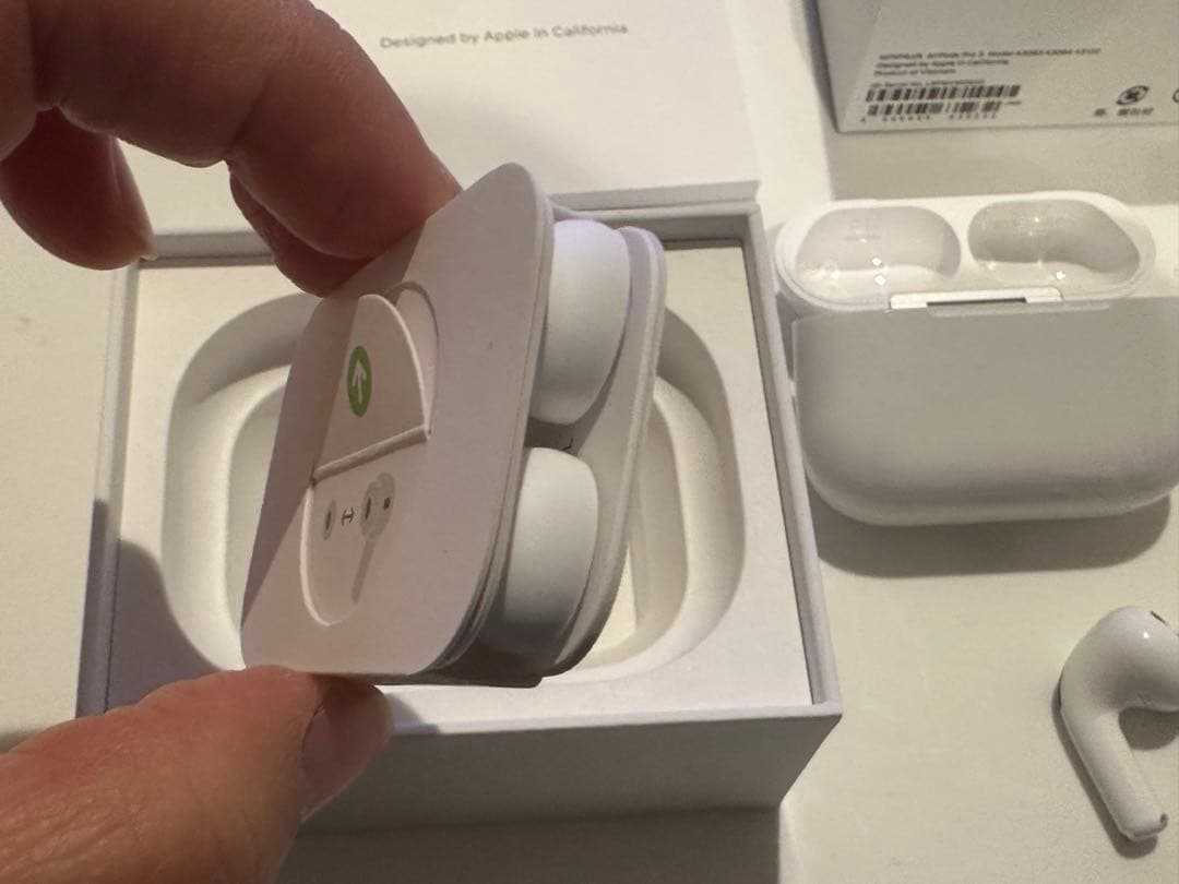 AirPods Pro 第3世代　2026年1月購入　カバー付