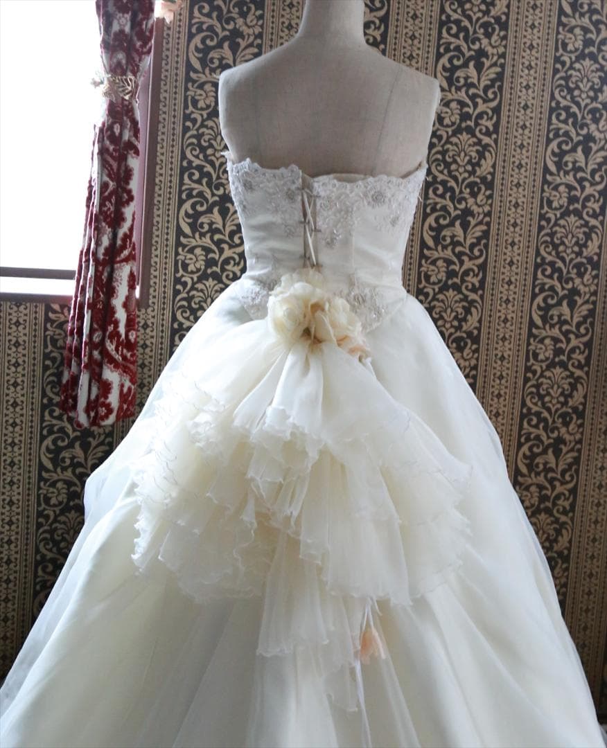 王道デザイン高級ウエディングドレス9号11号13号M~LLサイズ編上げ調節可能