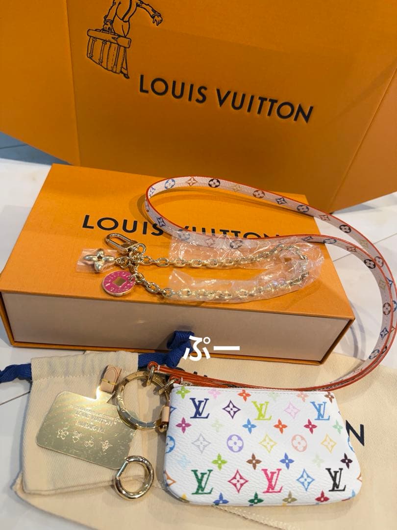 ルイヴィトン　村上隆　スマホショルダーバック　新品未使用品！