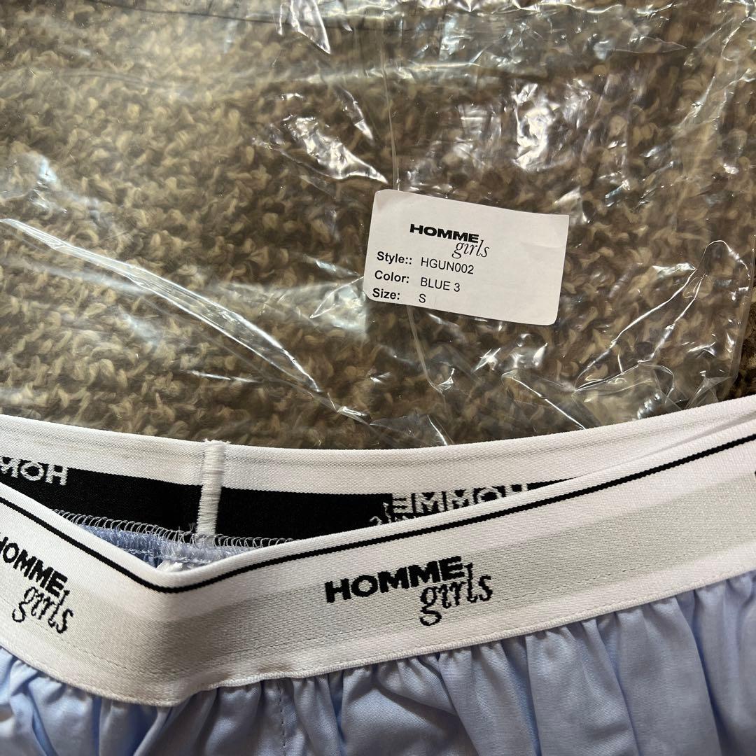 HommeGirls ロゴ ショートパンツ　ライトブルー