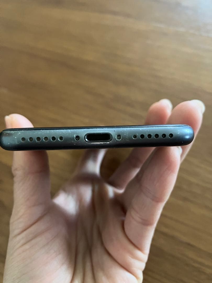 Apple iPhone 8 ブラック　64Ｇ