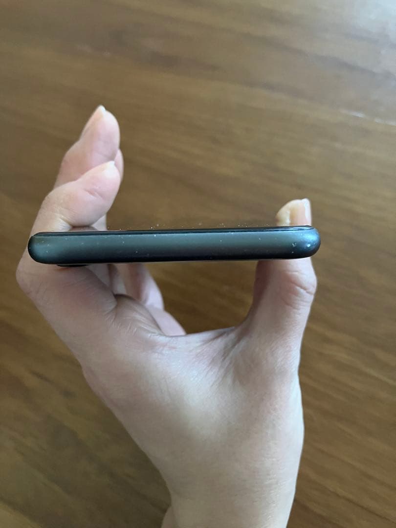 Apple iPhone 8 ブラック　64Ｇ