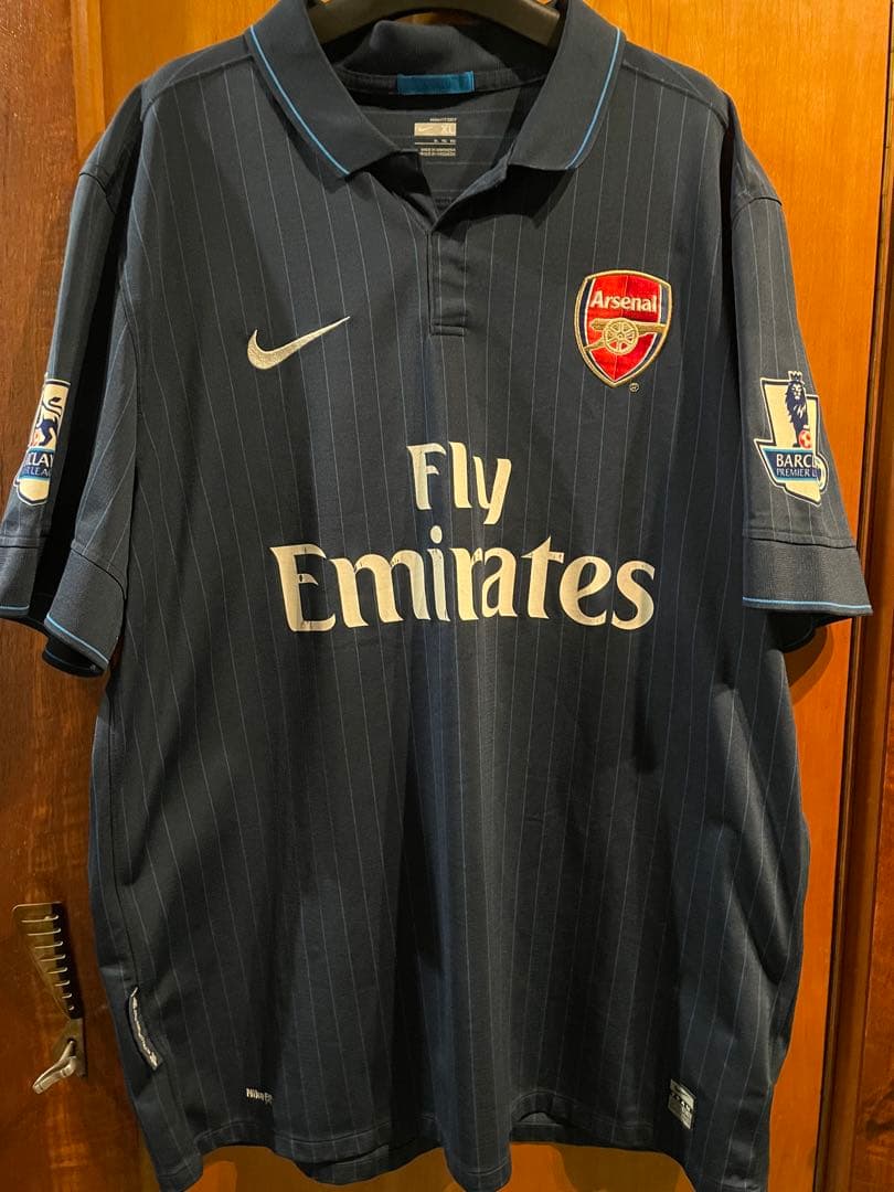 アーセナル　ナイキ　ユニホーム