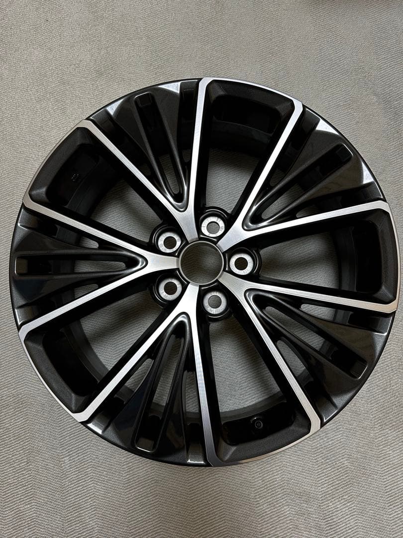 【新車外し】 60系プリウス 純正ホイール19インチ 4本