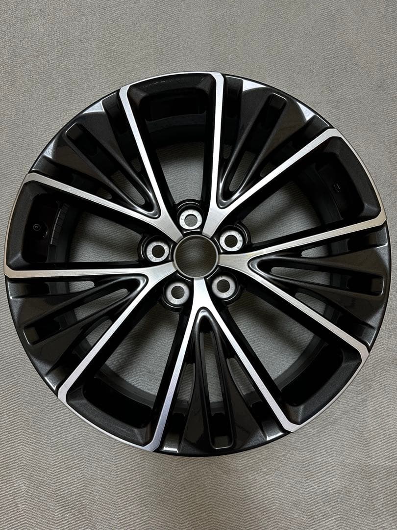 【新車外し】 60系プリウス 純正ホイール19インチ 4本