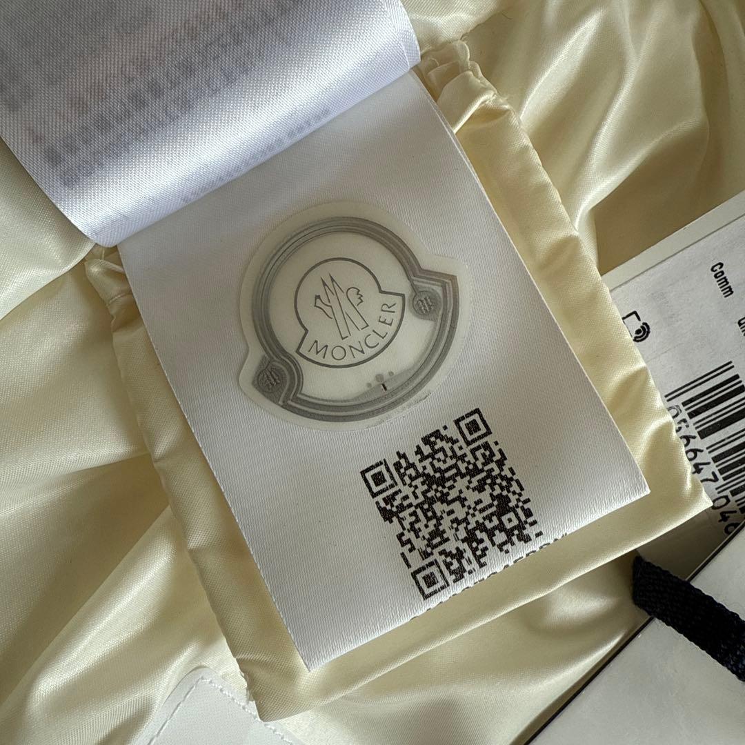 MONCLER キッズ ボア ダウンジャケット